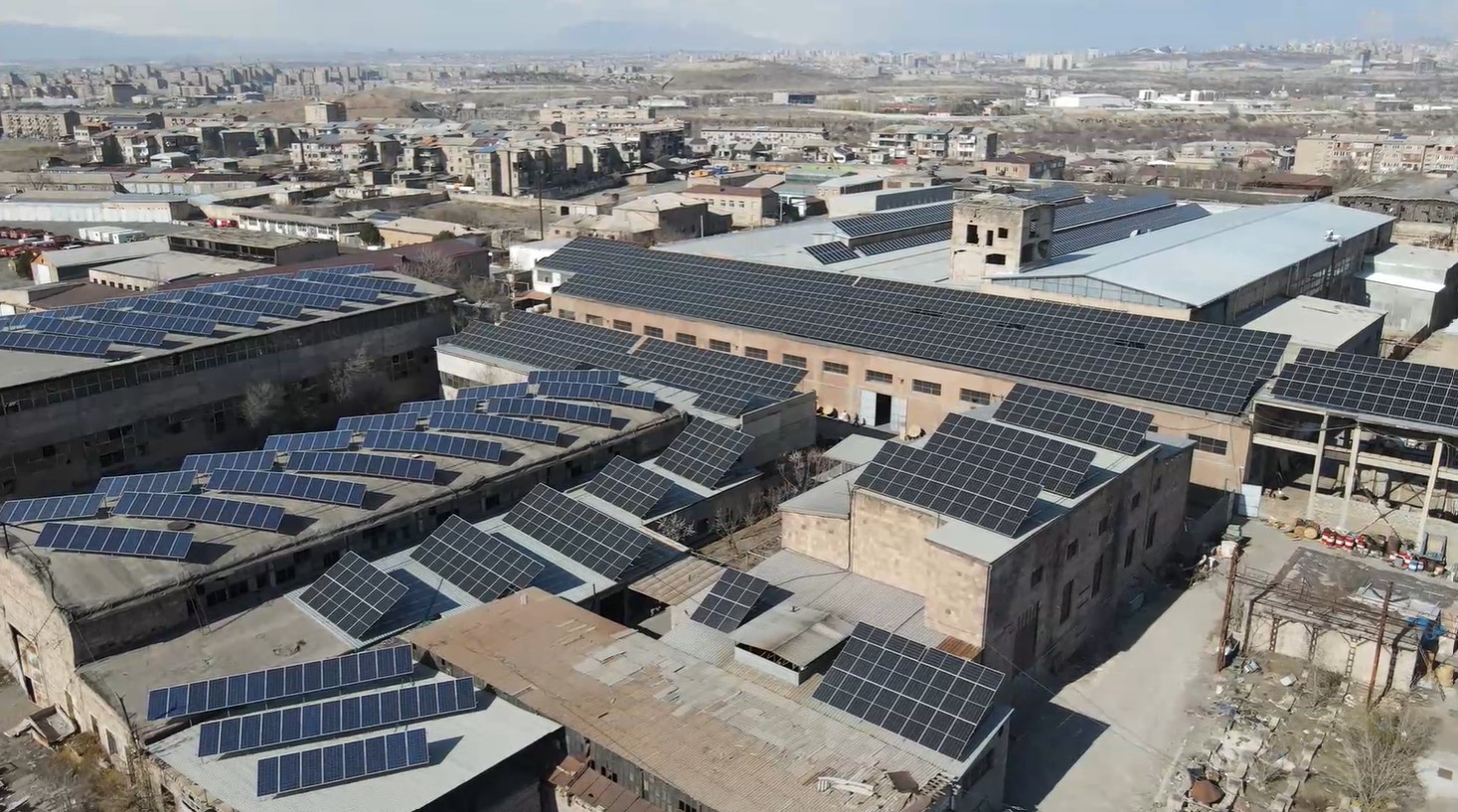 Ին Վի մալուխների գործարան. 545,5 կՎտ հզորությամբ արևային կայան