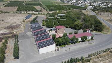 arevayin kayan sardarapat restorani hamar
